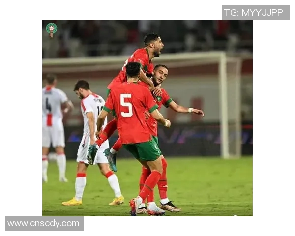 当足球巨星开始搞笑模仿场面瞬间失控全场笑成一片